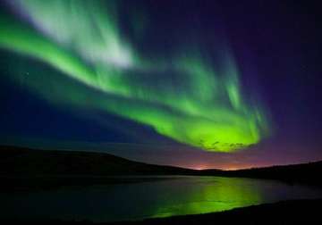 at a glance the spectacular aurora borealis and aurora australis