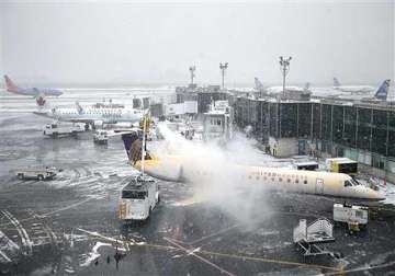 thousands of flights canceled as us braces for blizzard