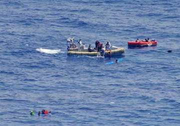 italy at least 40 migrants dead at sea 320 others rescued