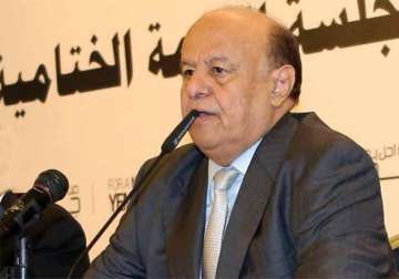 yemen president resigns under pressure from rebels