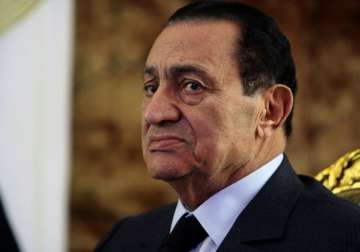 egypt court overturns mubarak jail sentence for graft