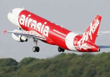 airasia plane with 159 aboard overshoots or exceed runway today