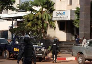 mali declares 10 day state of emergency following hotel attack
