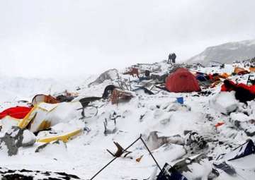 climbers safe on northern slope of mt everest china