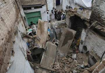 afghan earthquake rocks asia death toll reaches 200