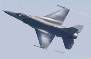 pak inducts five new f 16 combat jets into air force
