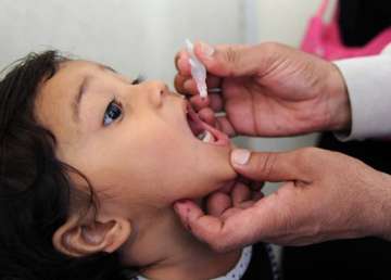 four new polio cases surface in pakistan