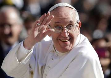pope condemns islamic state violence