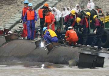 death toll in china ship tragedy mounts to 431