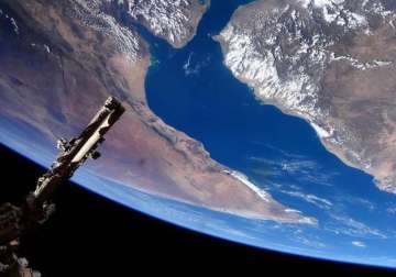 nasa releases images of earth taken from iss to mark earth day
