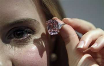 pink diamond sells for record 46 million