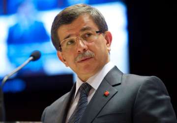 turkish pm slams us over possible talks with syria s assad