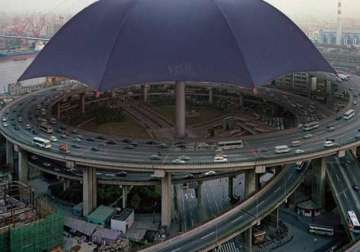 china breaks world record for largest umbrella