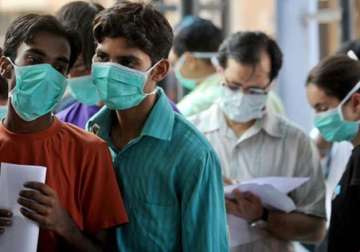swine flu uae advises citizens against travelling to india