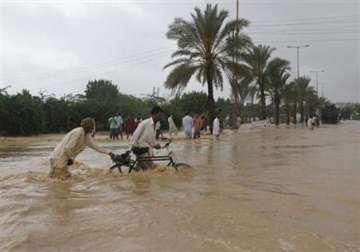 flash flood washes away 500 houses in afghanistan one killed