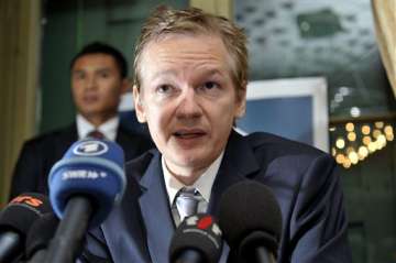 swiss bank closes account of wikileaks founder