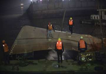 21 confirmed dead in tugboat capsizing in eastern china