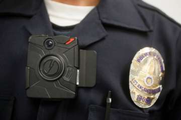 white house backs use of body cameras by police