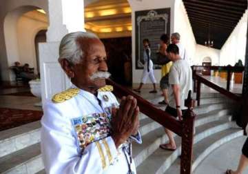 lanka s famous indian origin hotel doorman dies at 94