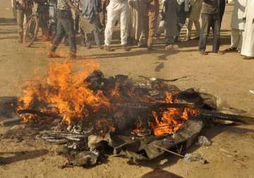 10 year old girl suicide bomber kills at least 16 in nigeria
