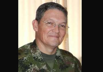 colombia halts peace talks after general is taken