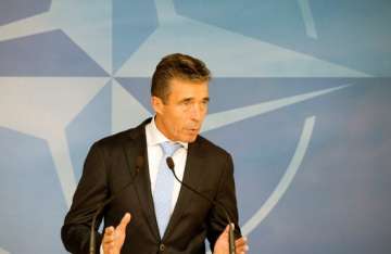 nato chief hails formation of new iraqi government