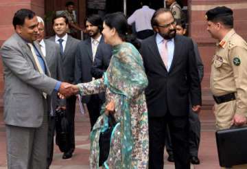 india pak officials to meet on jul 19 to discuss cbms