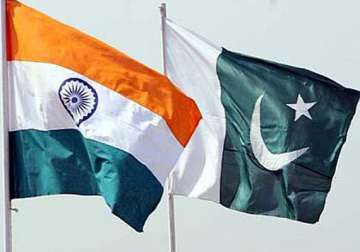 india pakistan to talk on nuclear cbms this month