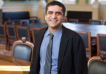 indian origin professor rakesh khurana appointed harvard college dean