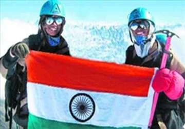 indian sisters become first twins to conquer mt. everest