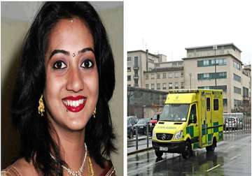 indian woman dentist dies after being refused abortion in ireland