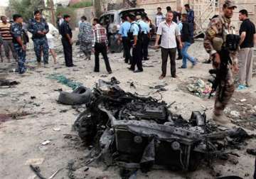 iraq wave of evening bombings kills at least 28