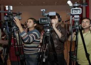 iraq backs off on forcing 44 media outlets closed