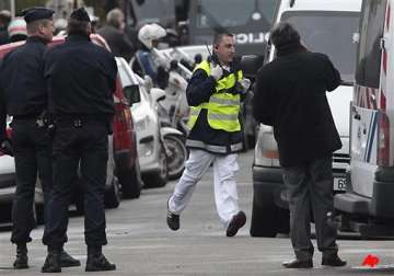 islamic gunman killed after 32 hour french standoff