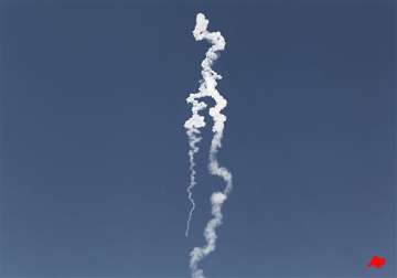 israel test fires ballistic missile capable of striking iran