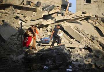 israeli aircraft hit more than 70 targets in gaza