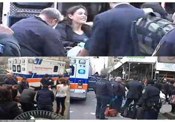 it can also happen in us woman delivers baby girl on new york street watch pics