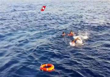 italy shipwreck tragedy migrants used empty water bottles to stay afloat