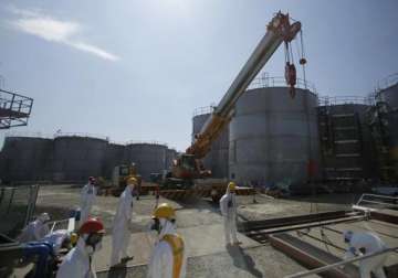 japan govt. to fund plan to tackle fukushima leaks