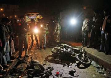 karachi rally blast toll goes up to four