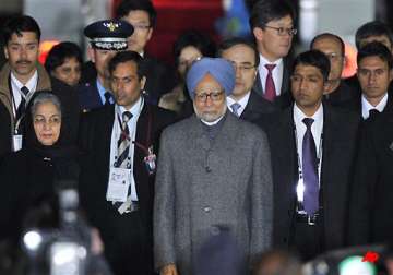 keen to see amicable solution to norway custody row says manmohan singh