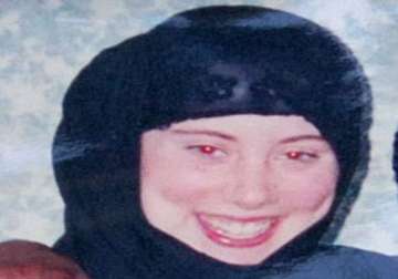 kenya mall massacre english widow in veil samantha gave orders in arabic to terrorists to kill innocents al shabaab describes her as brave
