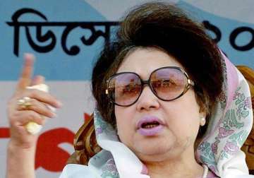 khaleda zia calls off meeting with mukherjee