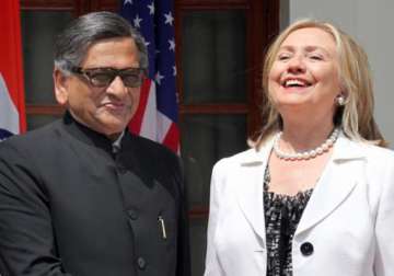 krishna to meet clinton on monday