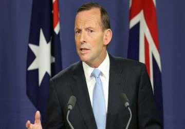mh370 may not be found on ocean surface abbott