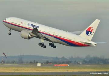 malaysian missing plane mystery suspected debris may have sunk says australia