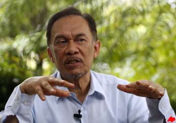 malaysian opposition leader anwar acquitted in sodomy trial