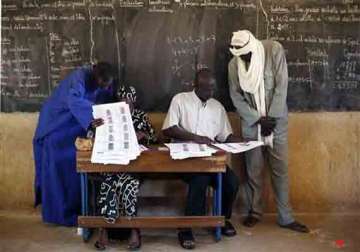 mali holds legislative vote amid security fears