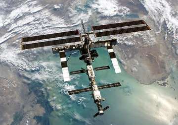 nasa cuts ties with russia except on space station