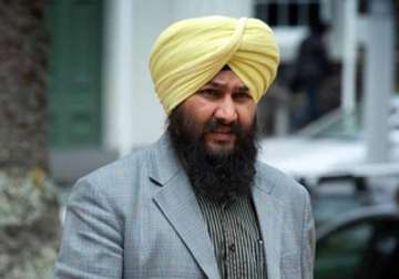 new zealand court sentences sikh leader daljit singh for forging poll papers